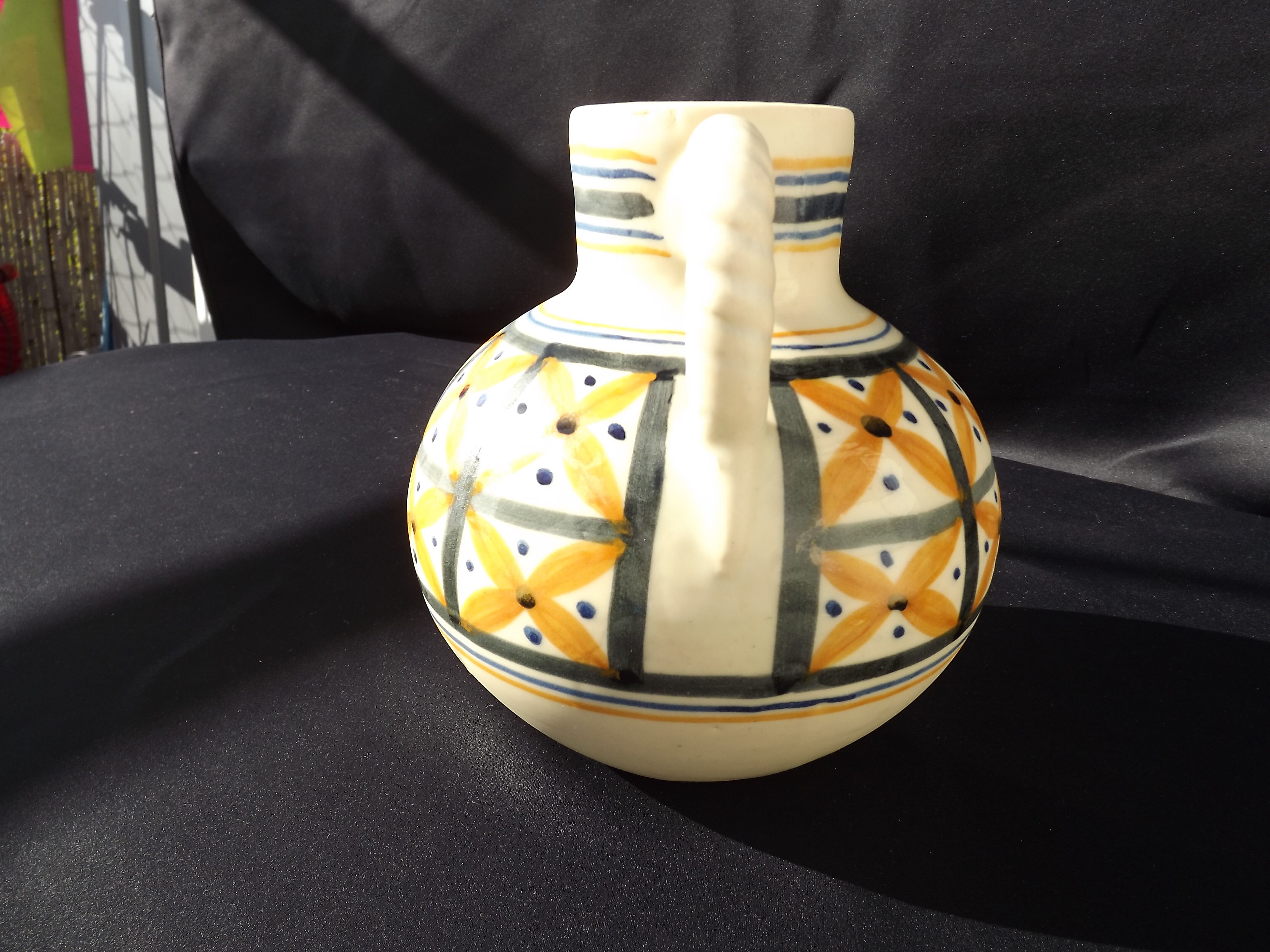 Water pot talavera