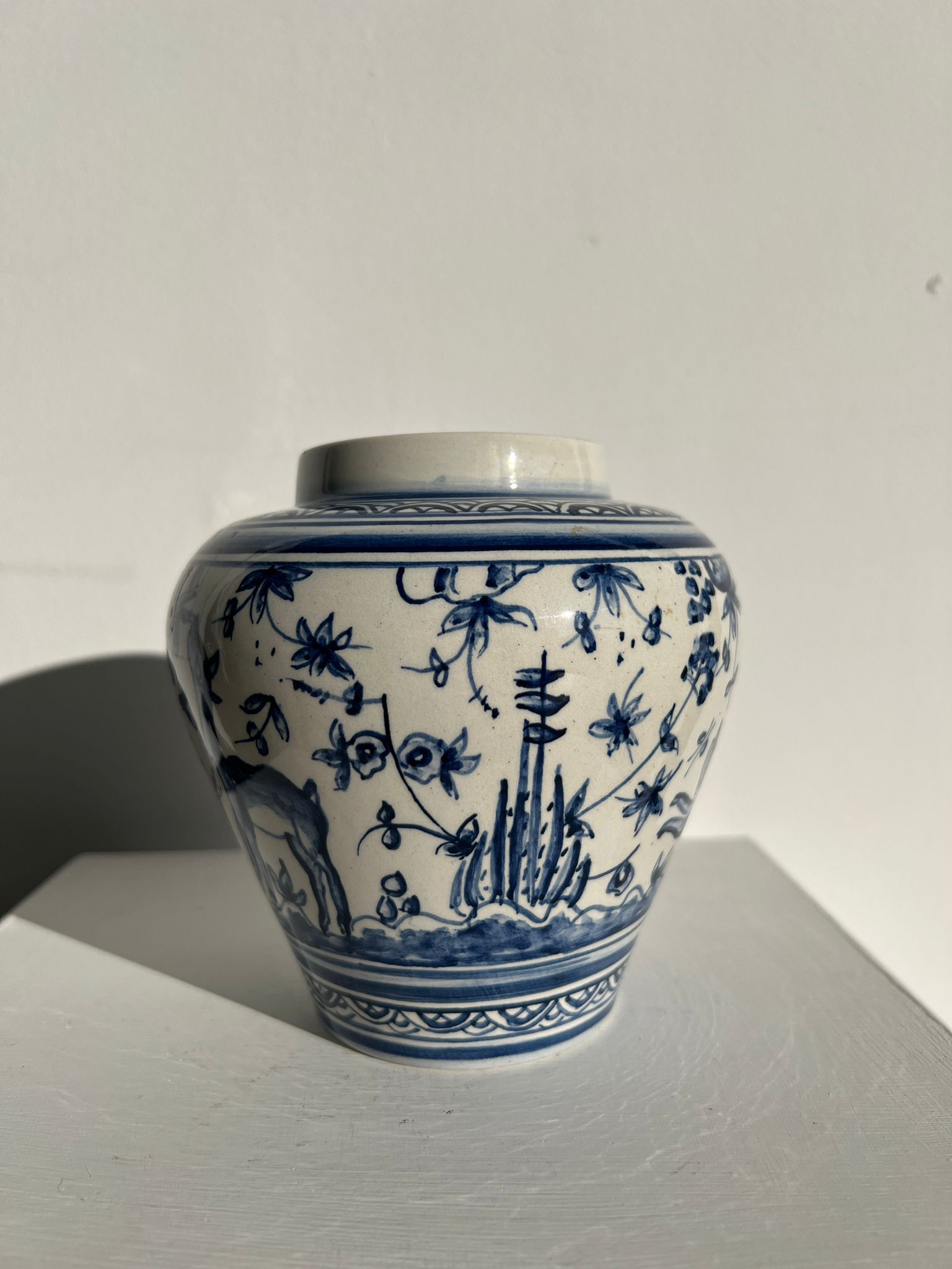 Blue and white Portuguese handmade vase with stylized pastoral pattern H:12,5cm