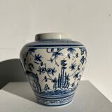 Blue and white Portuguese handmade vase with stylized pastoral pattern H:12,5cm