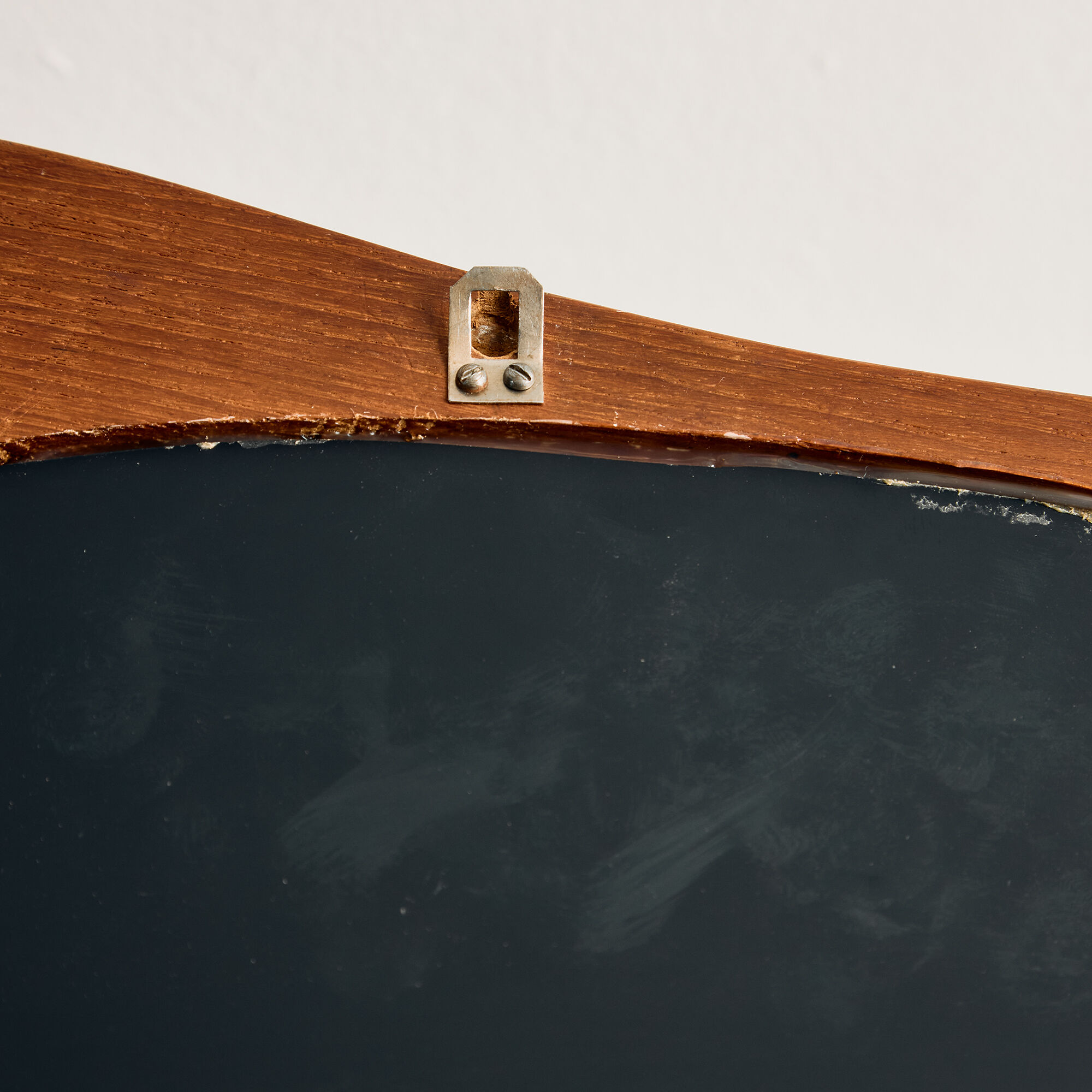 Framed mirror in teak