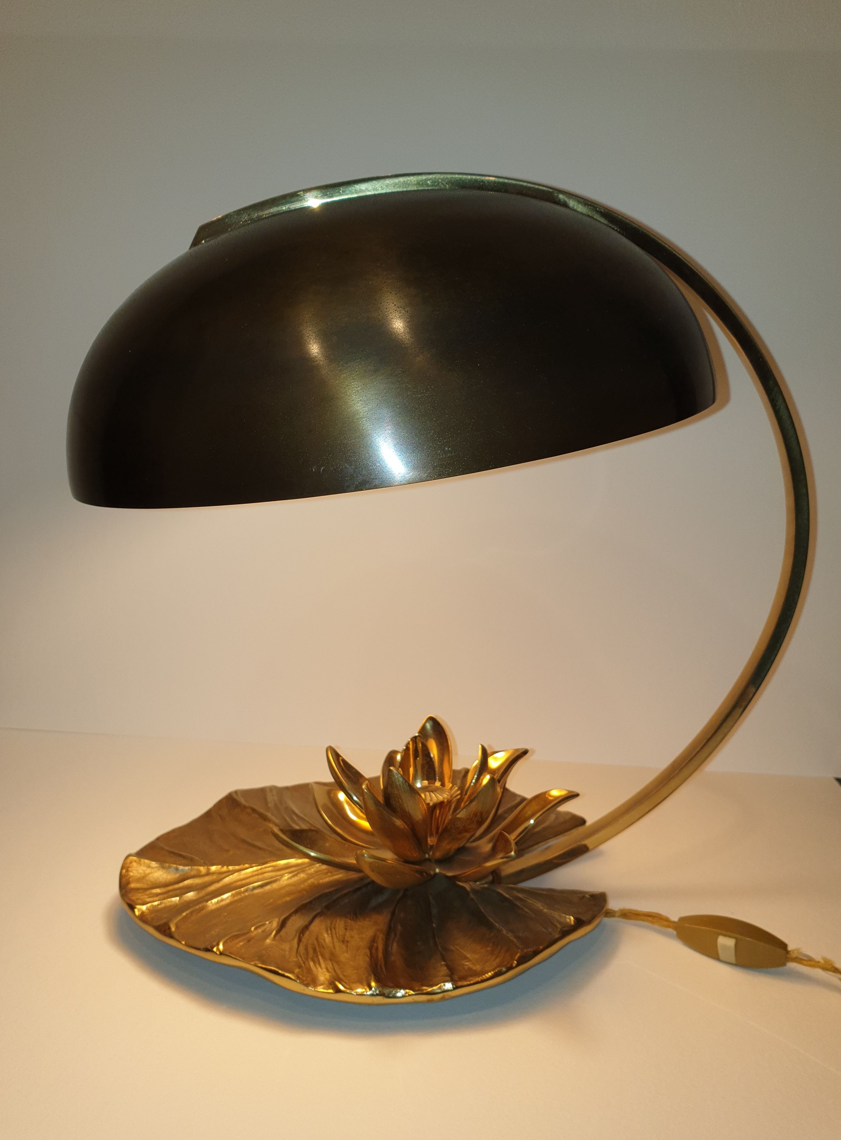 Lampe Nénuphar par Chrystiane Charles
