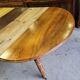 Table 6 pieds en noyer blond de 356 cm de long ouverte avec 5 allonges n10