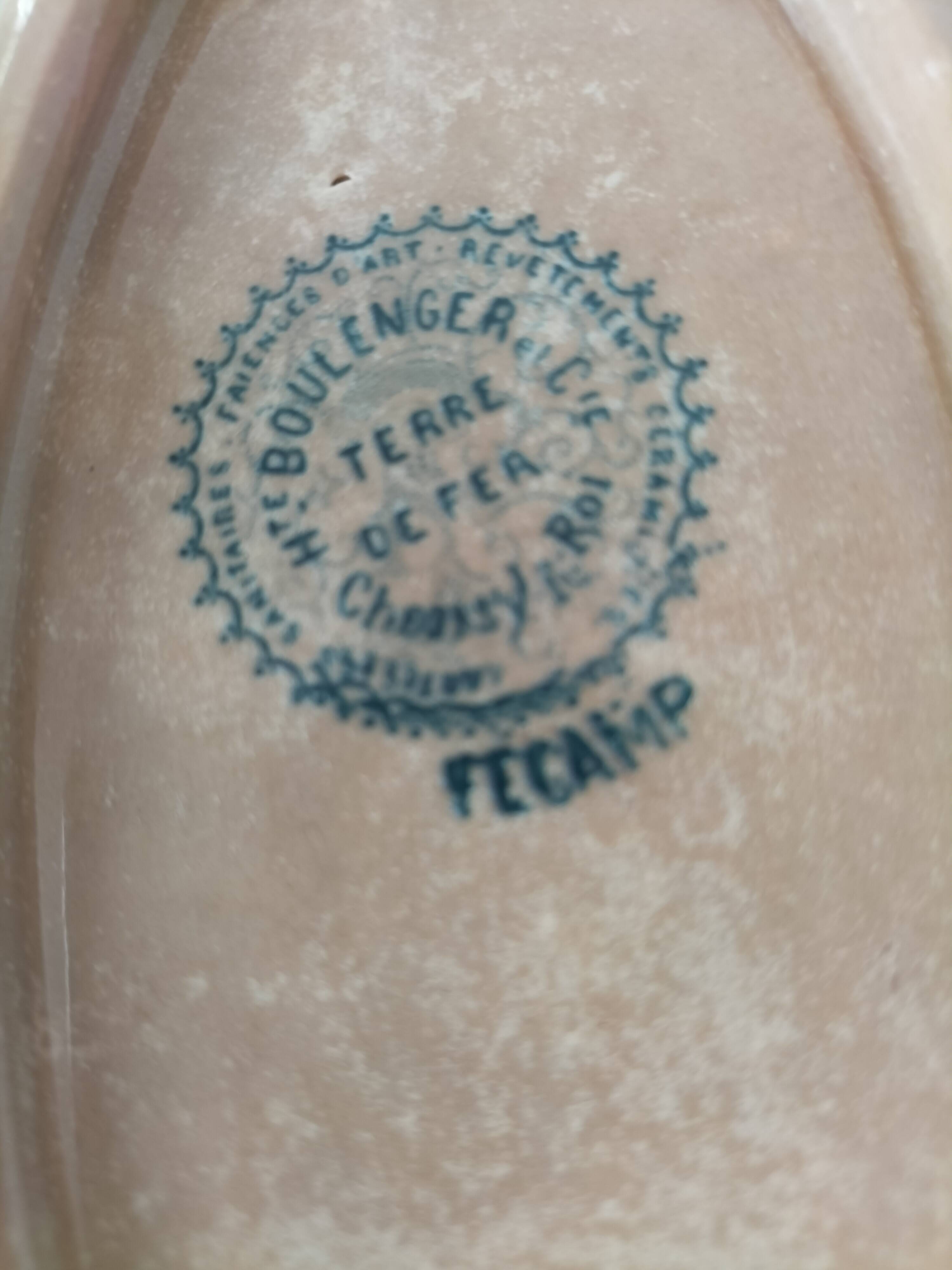 Ensemble de 8 raviers anciens en terre de fer