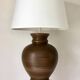 Lampe pied en terre cuite