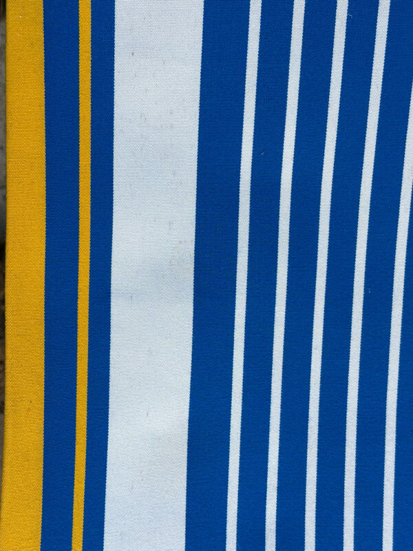 Transat chilienne ancienne toile rayée bleu & jaune patine d’origine