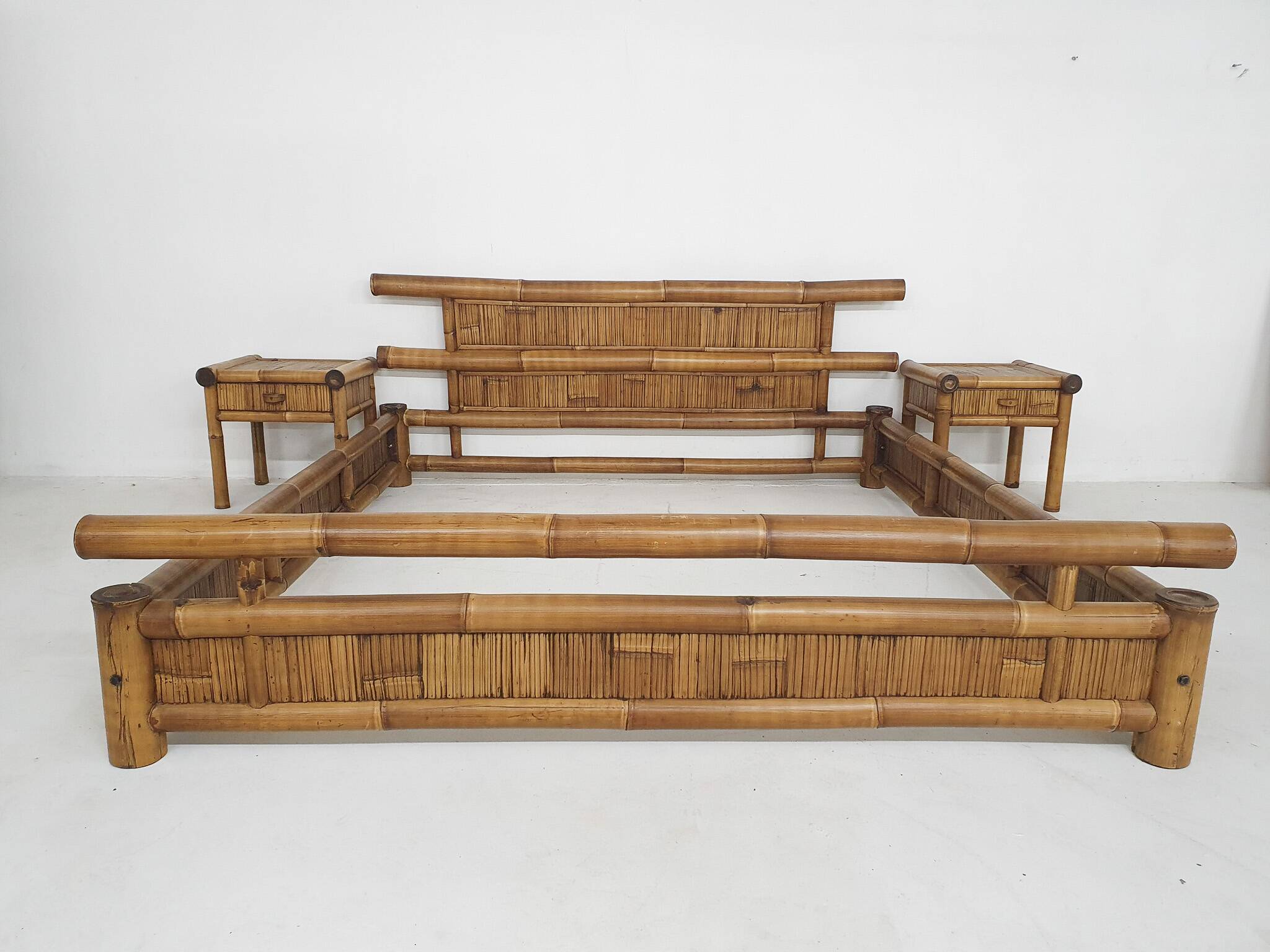 Bamboo two person bed 180 x 210 cm with night stands