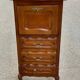 Commode en bois massif Louis XV chiffonnier