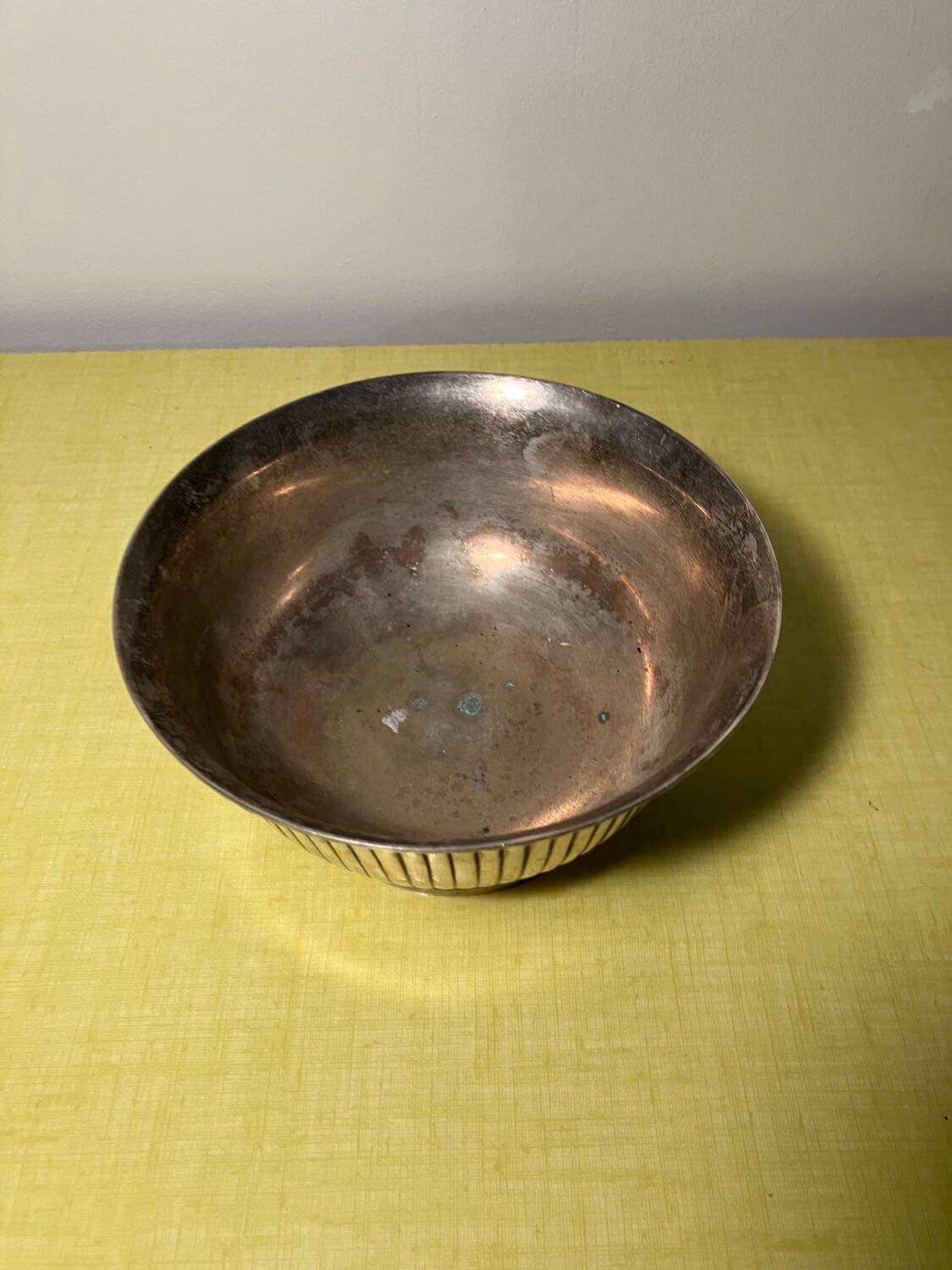 Silver metal stand bowl