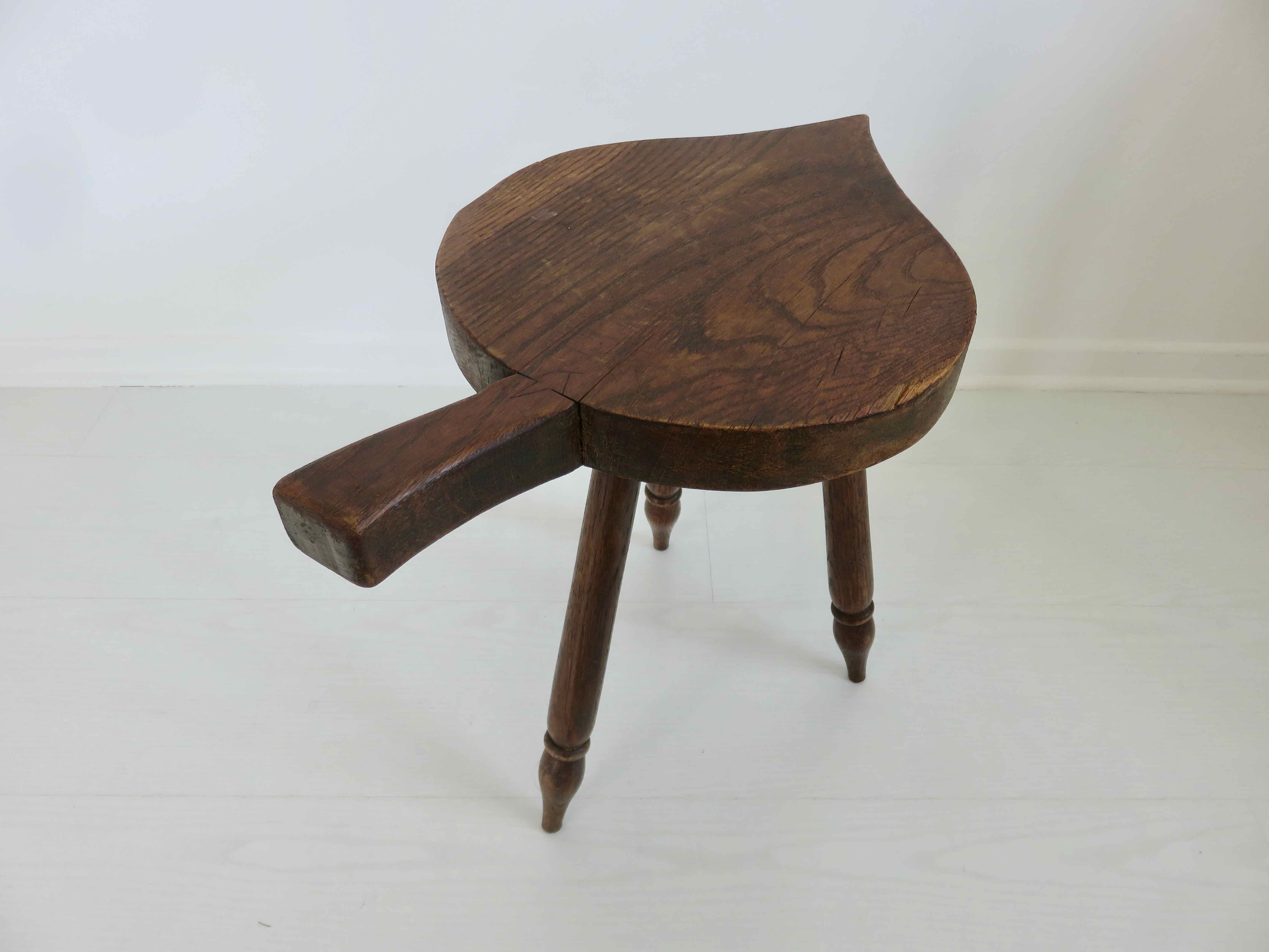 Wooden "ace" tripod stool from the 50s 60s