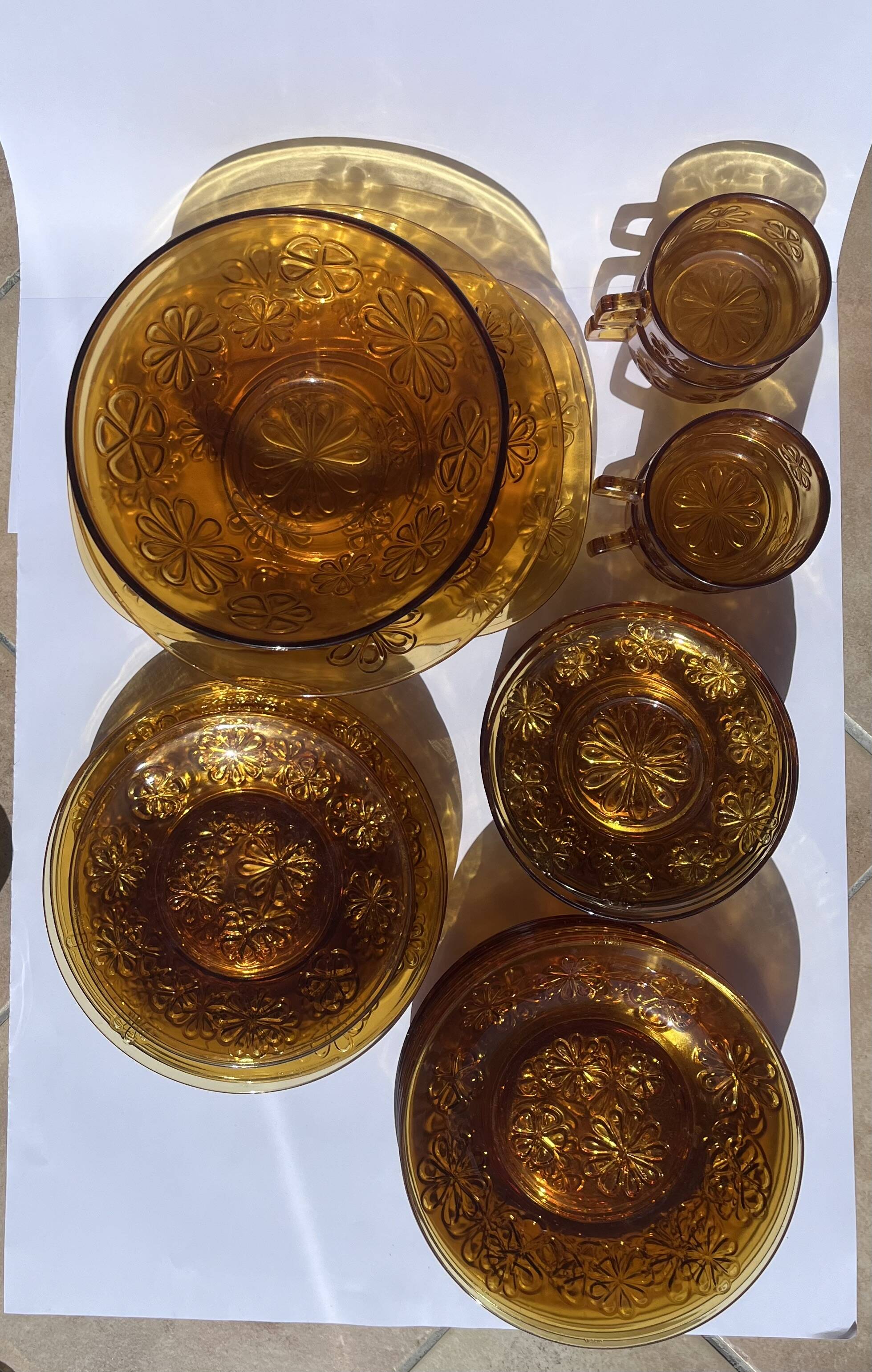 Vereco tableware (Daisy model) smoked glass