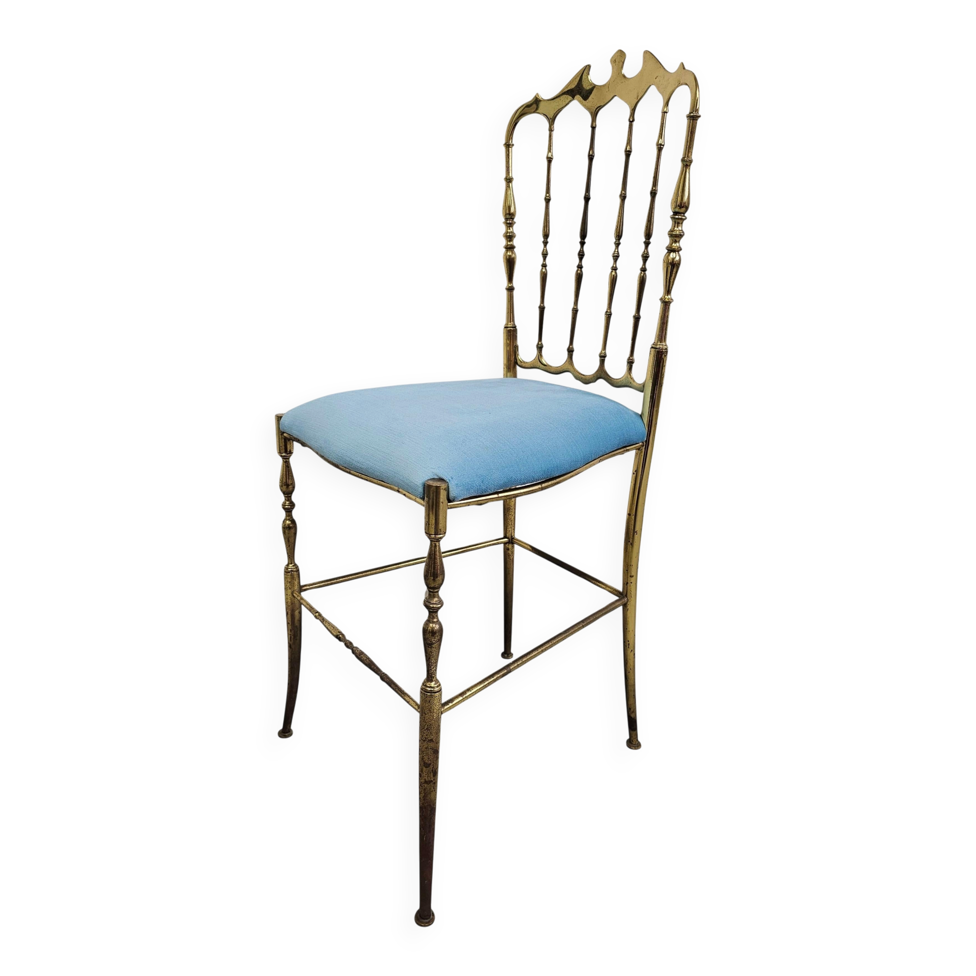 Mid-century Chiavari accent chair in solid brass with a plush seat.