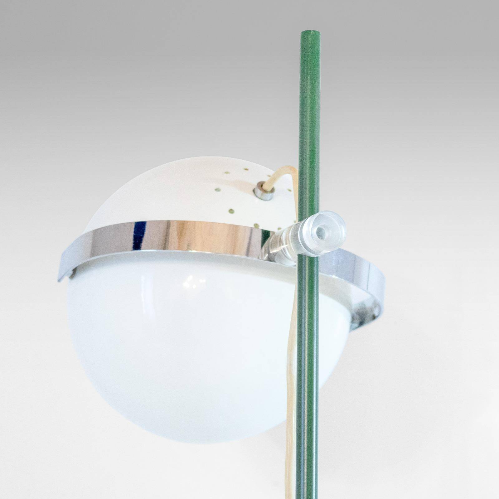 Space Age " Eye Ball " Vintage Floor Lamp in Style of Reggiani, Italy 1970s