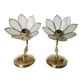 Paire d'appliques fleur en nacre et laiton 1970