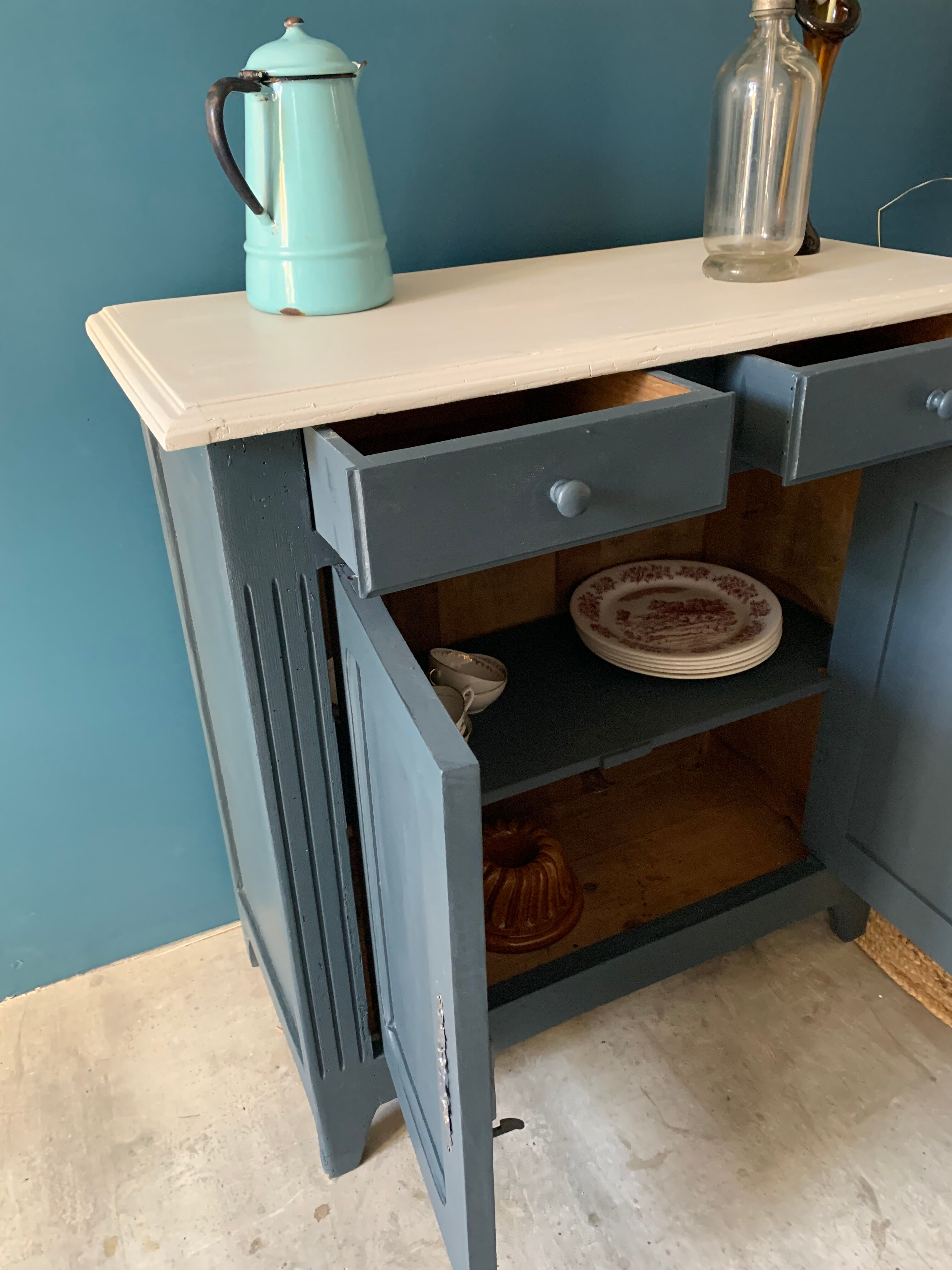 Grey parisian buffet