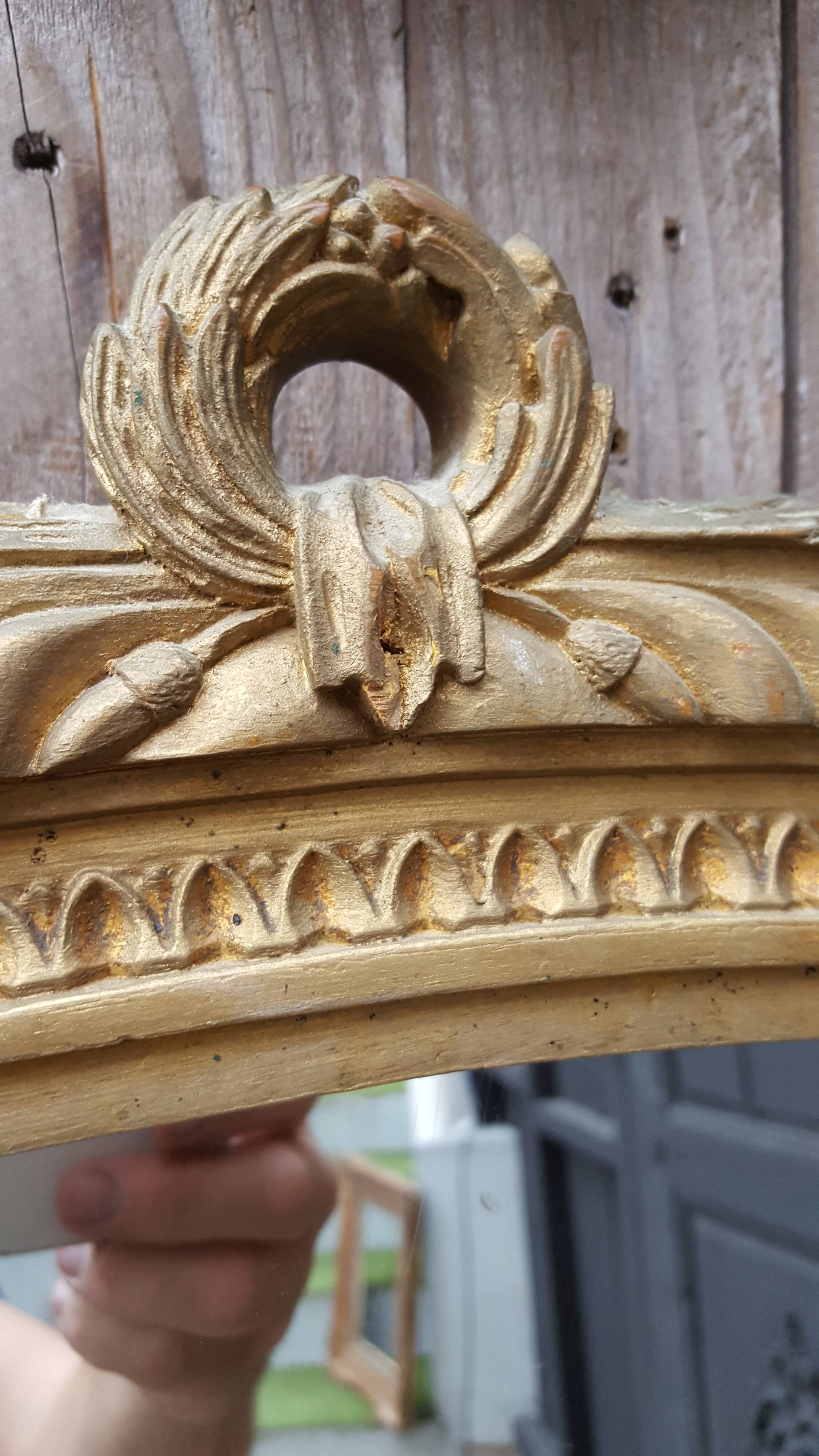 Carved wood mirror - 82x58cm