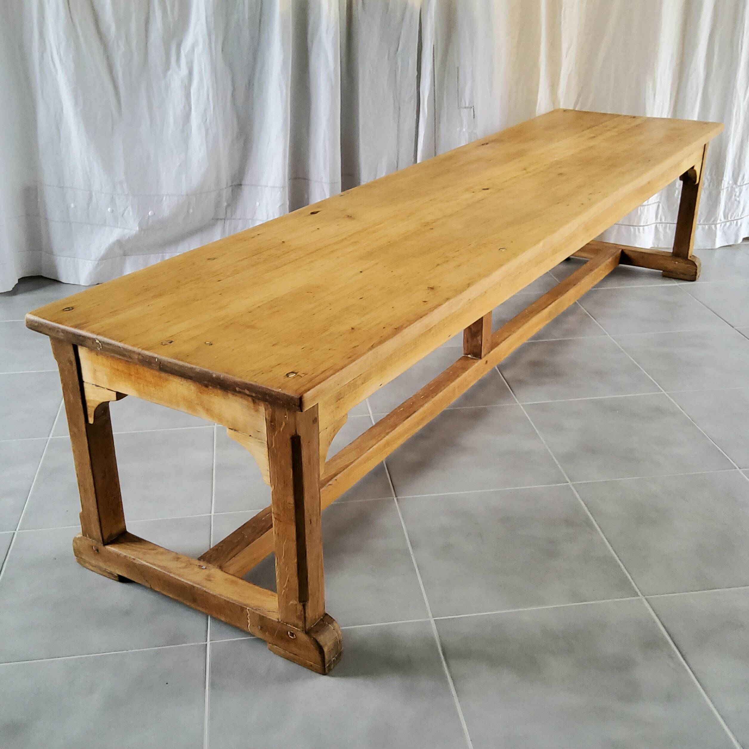 XXL coffee table