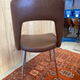 Chaise « conférence »