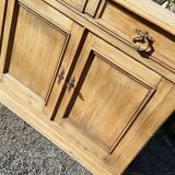 Buffet ancien en sapin deux portes