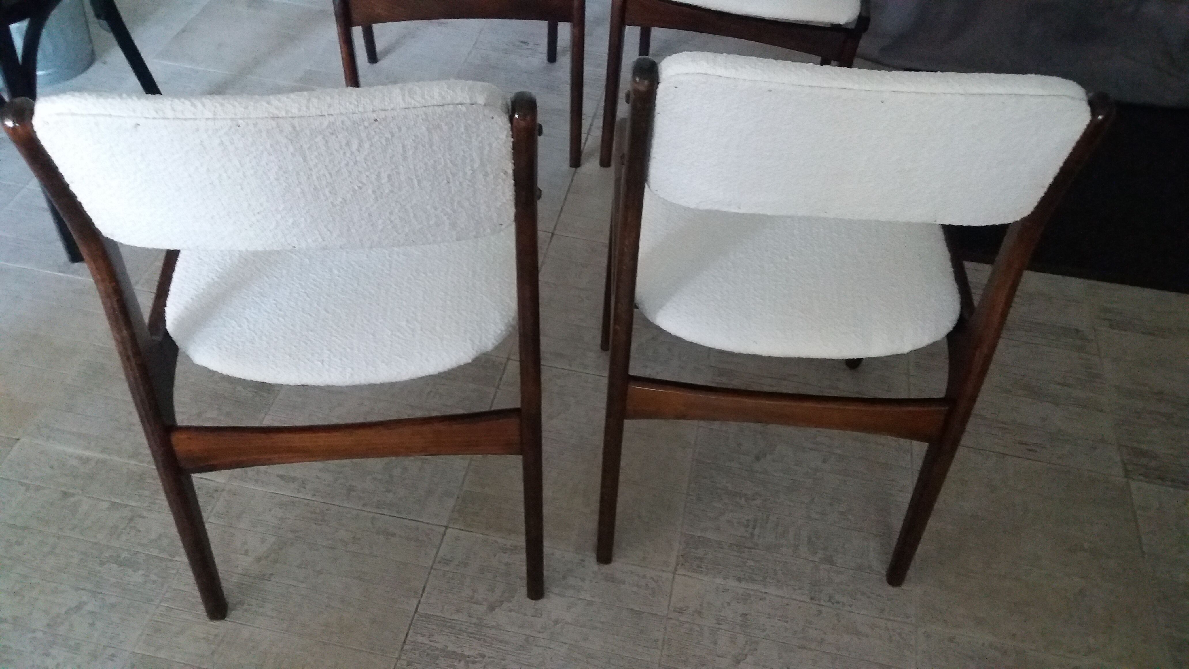 Set of 4 Scandinavian chairs