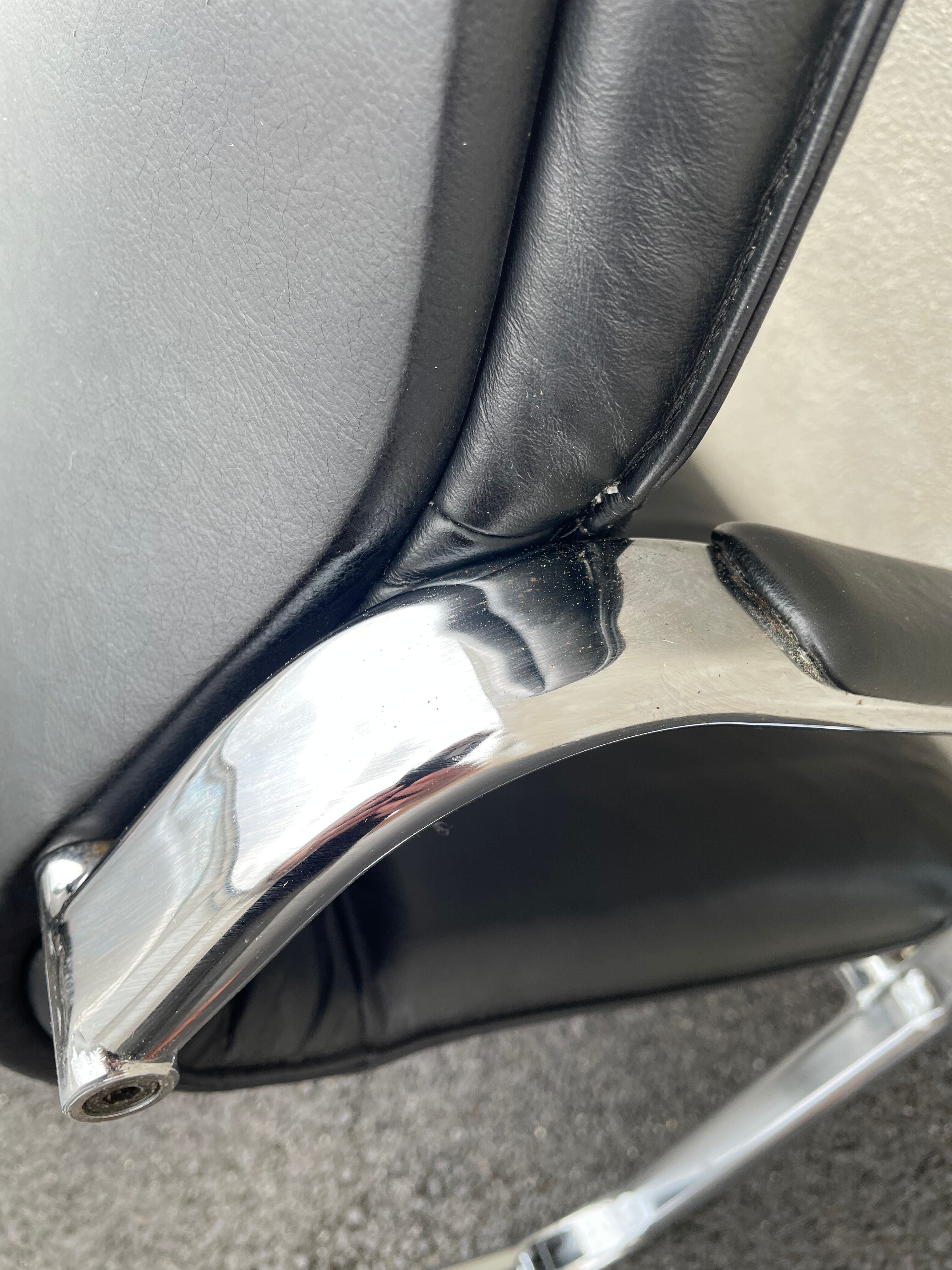 Office armchair 1980