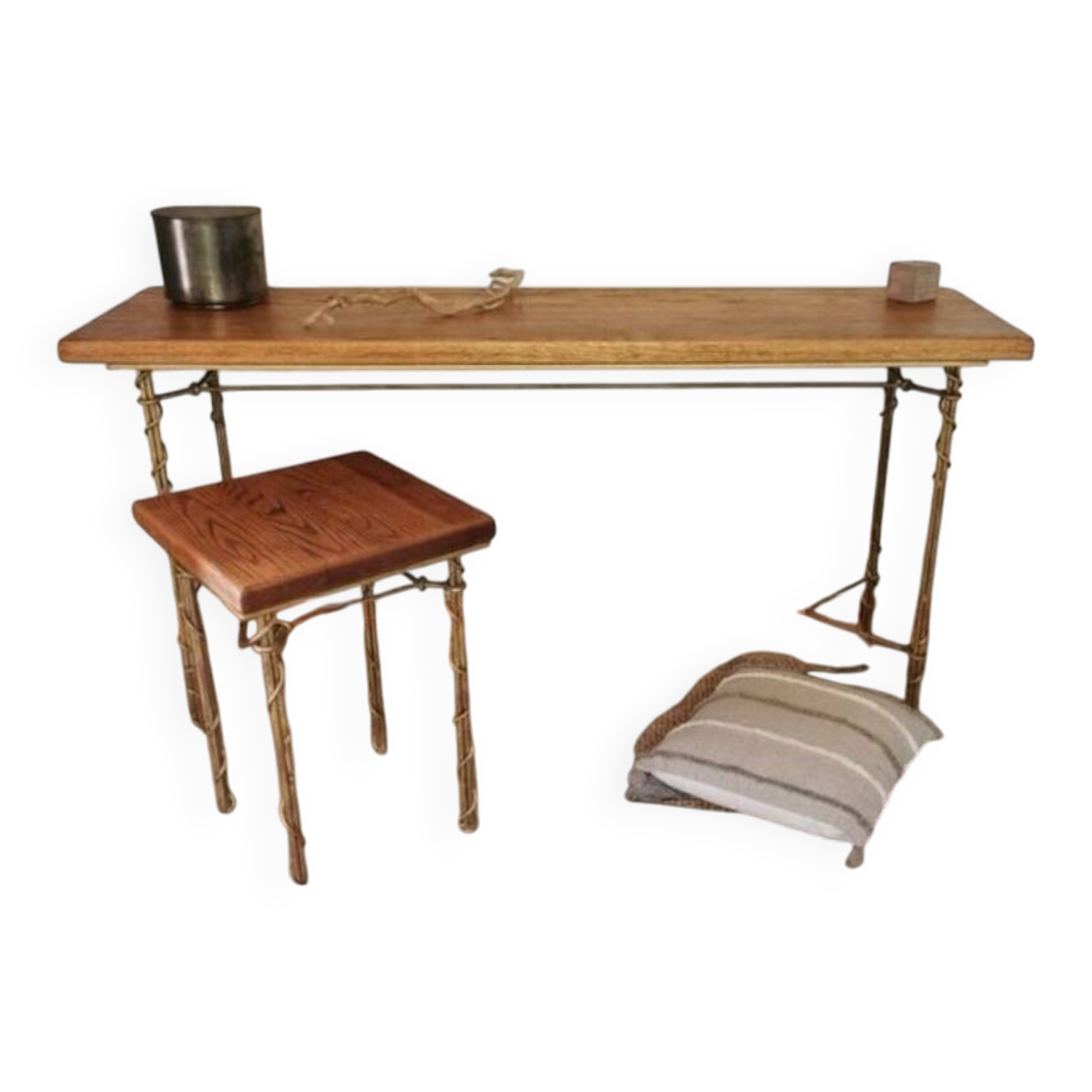 Wrought iron console imitating ivy