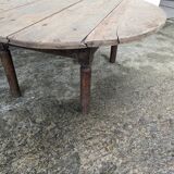 Round low folding table