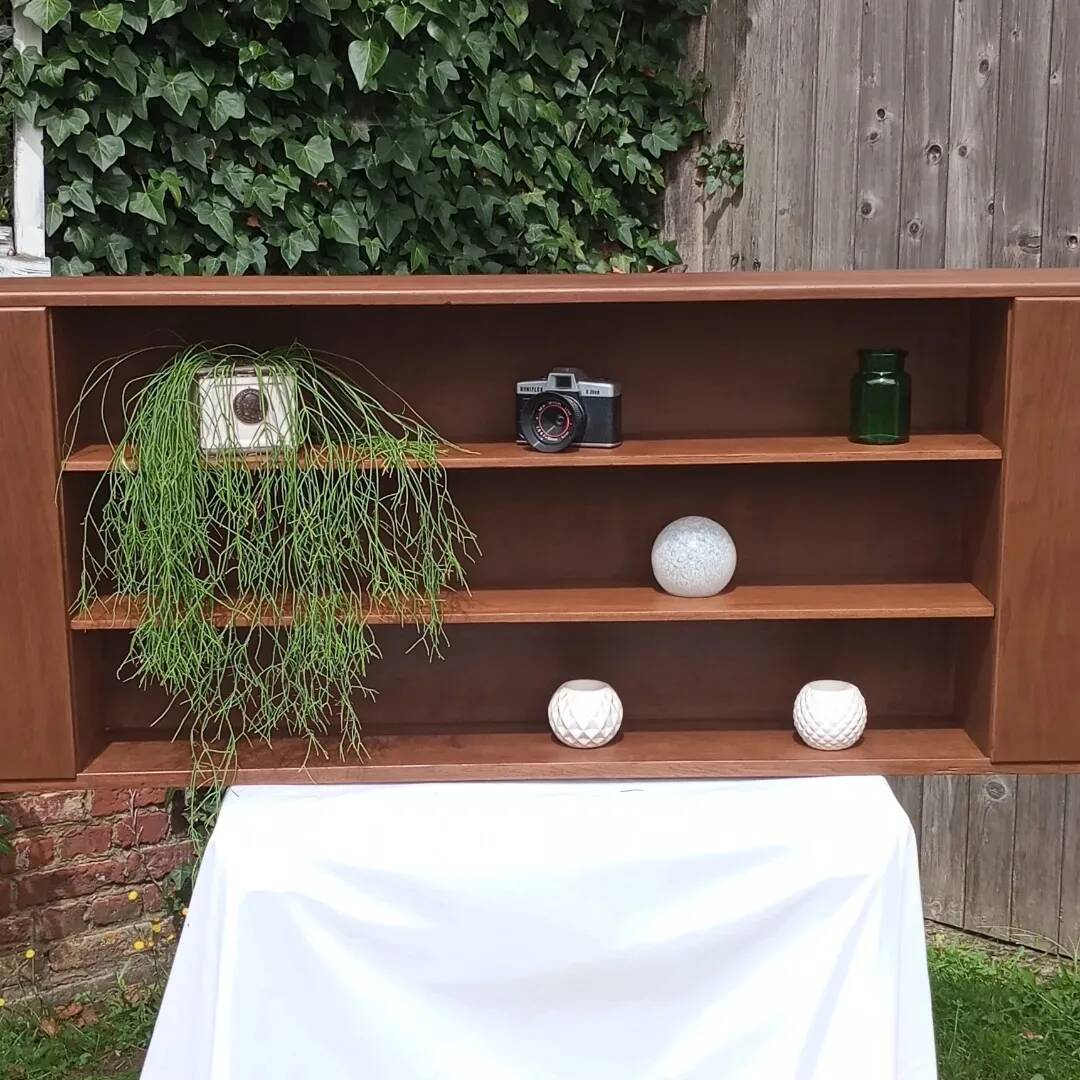Étagère scandinave