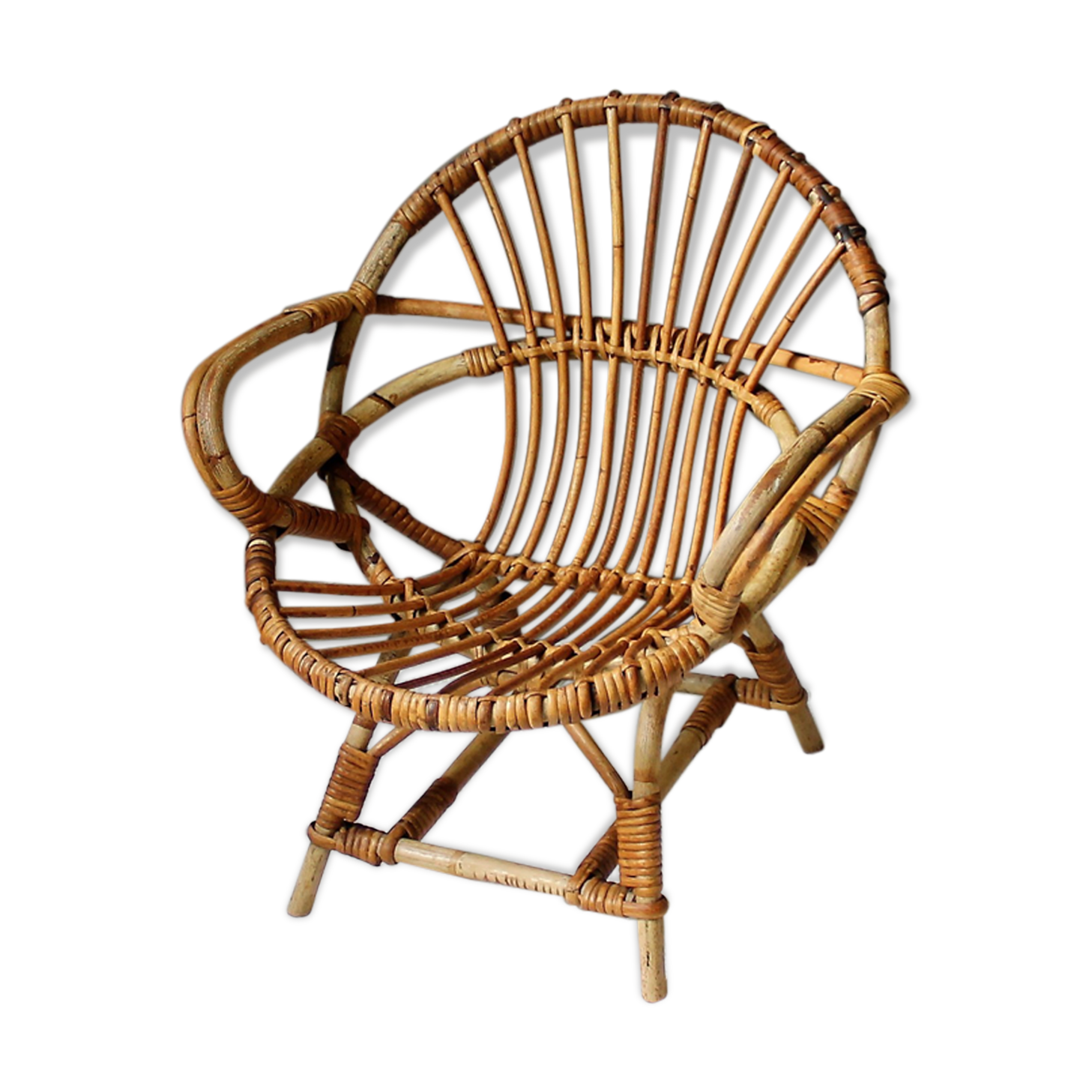 Chair rattan vintage child shell