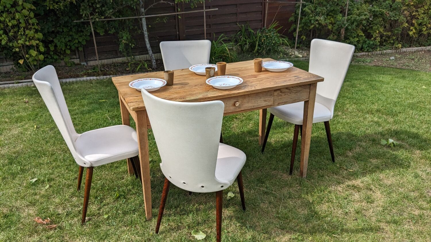 Baumann Essor model chairs