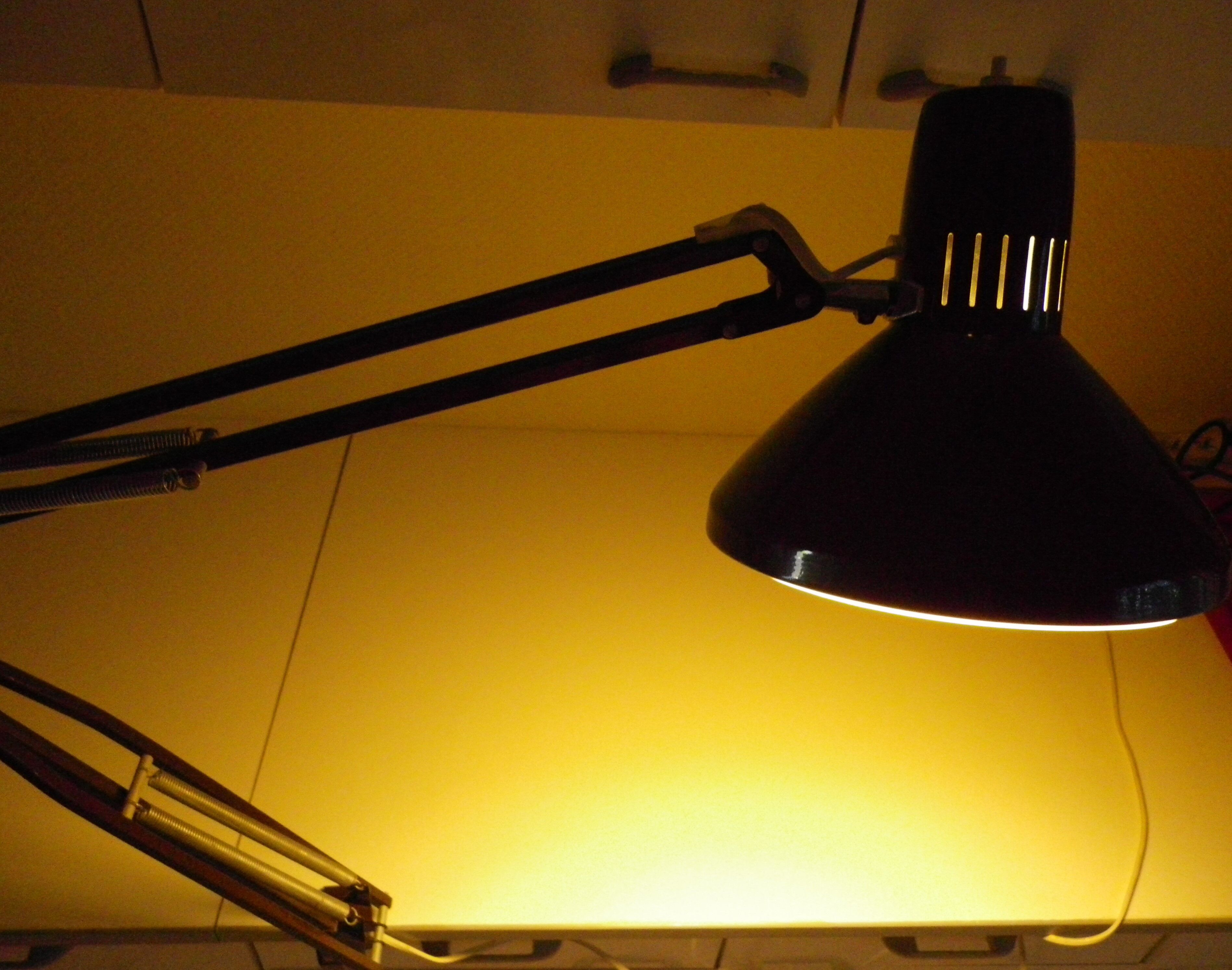 Lamp architect with lampshade in enamelled plate and 2 articulated arms brand ledu