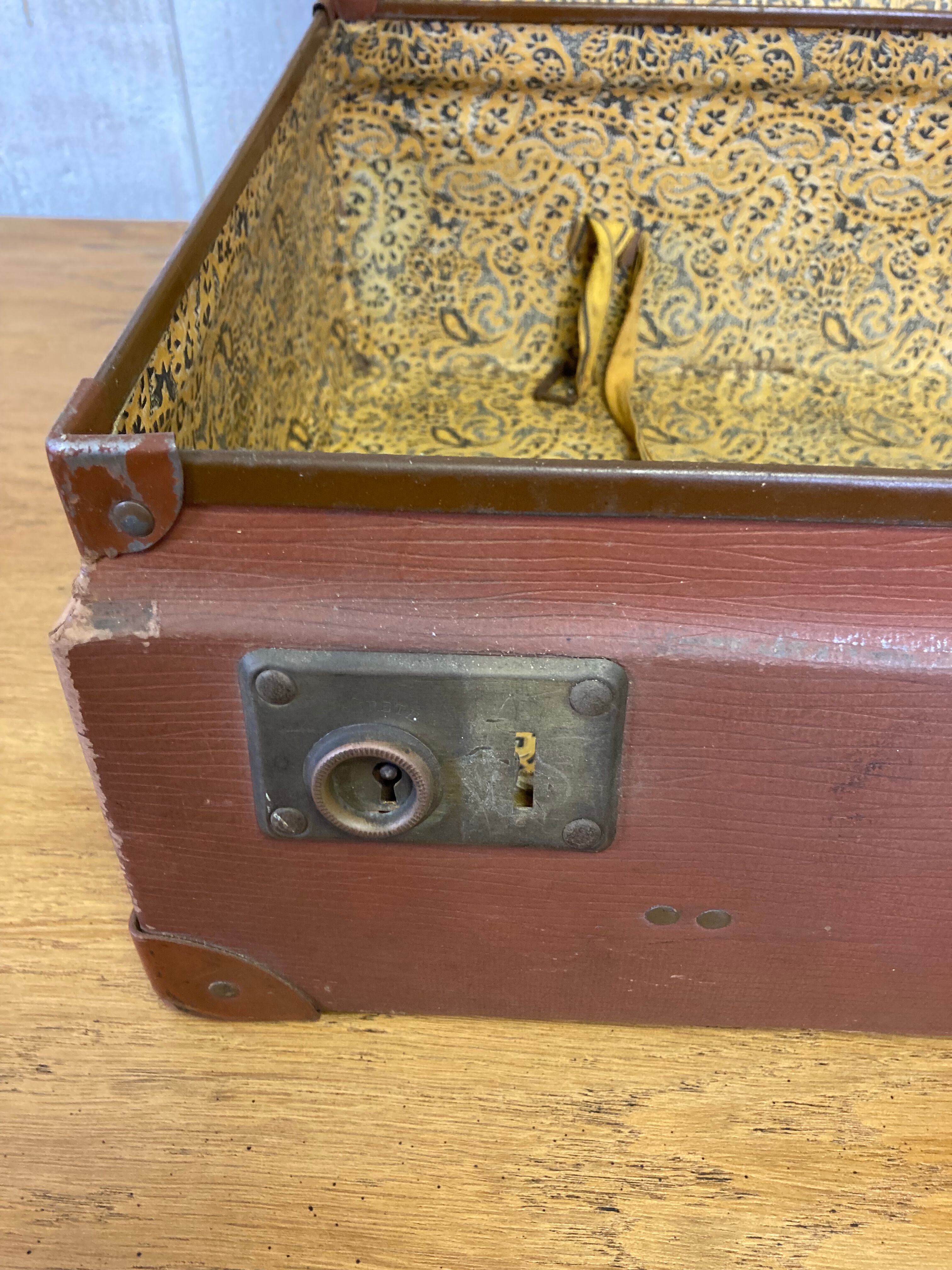 Old suitcase