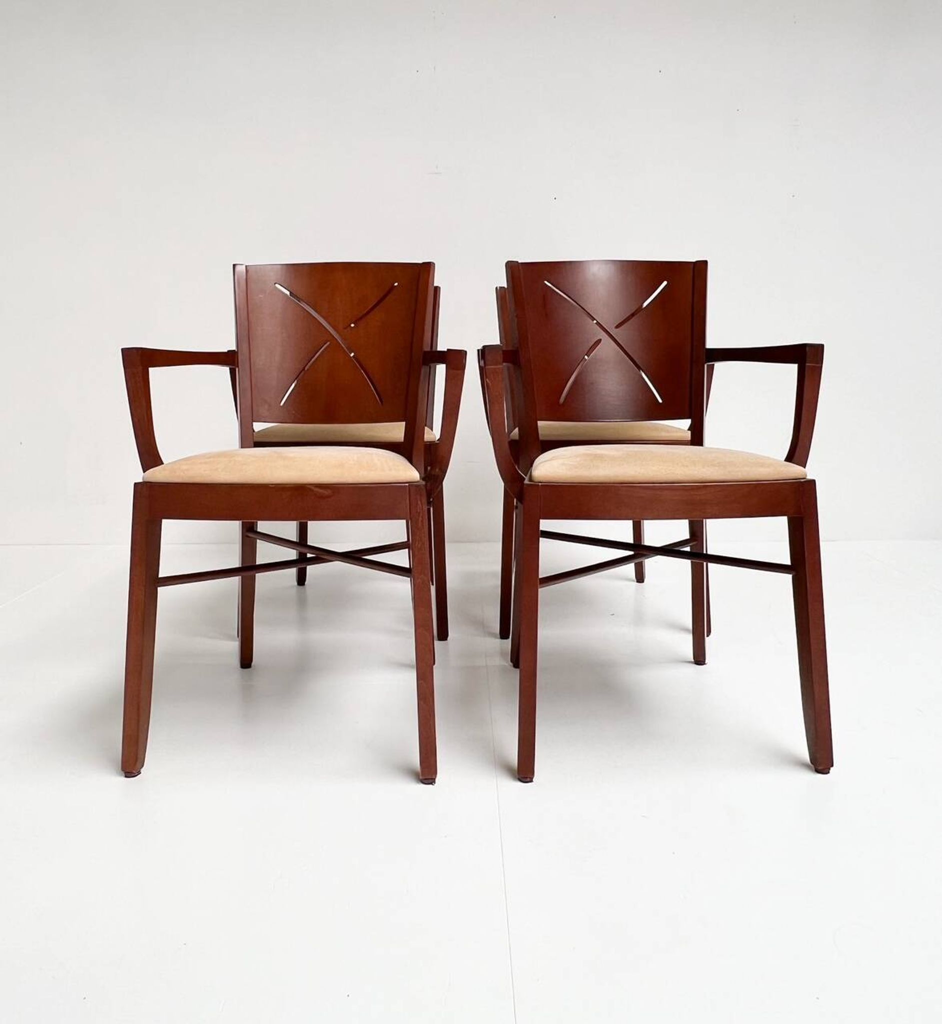 Ensemble de 4 chaises de salle à manger Andreu World, années 1960