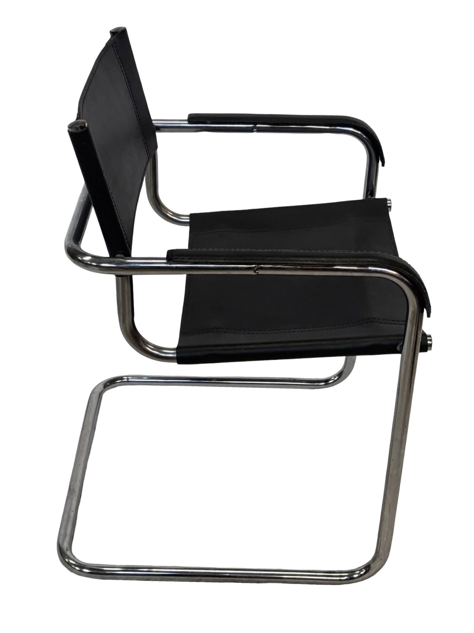 Set of 4 bauhaus cantilever chairs black leather and chrome design 80's