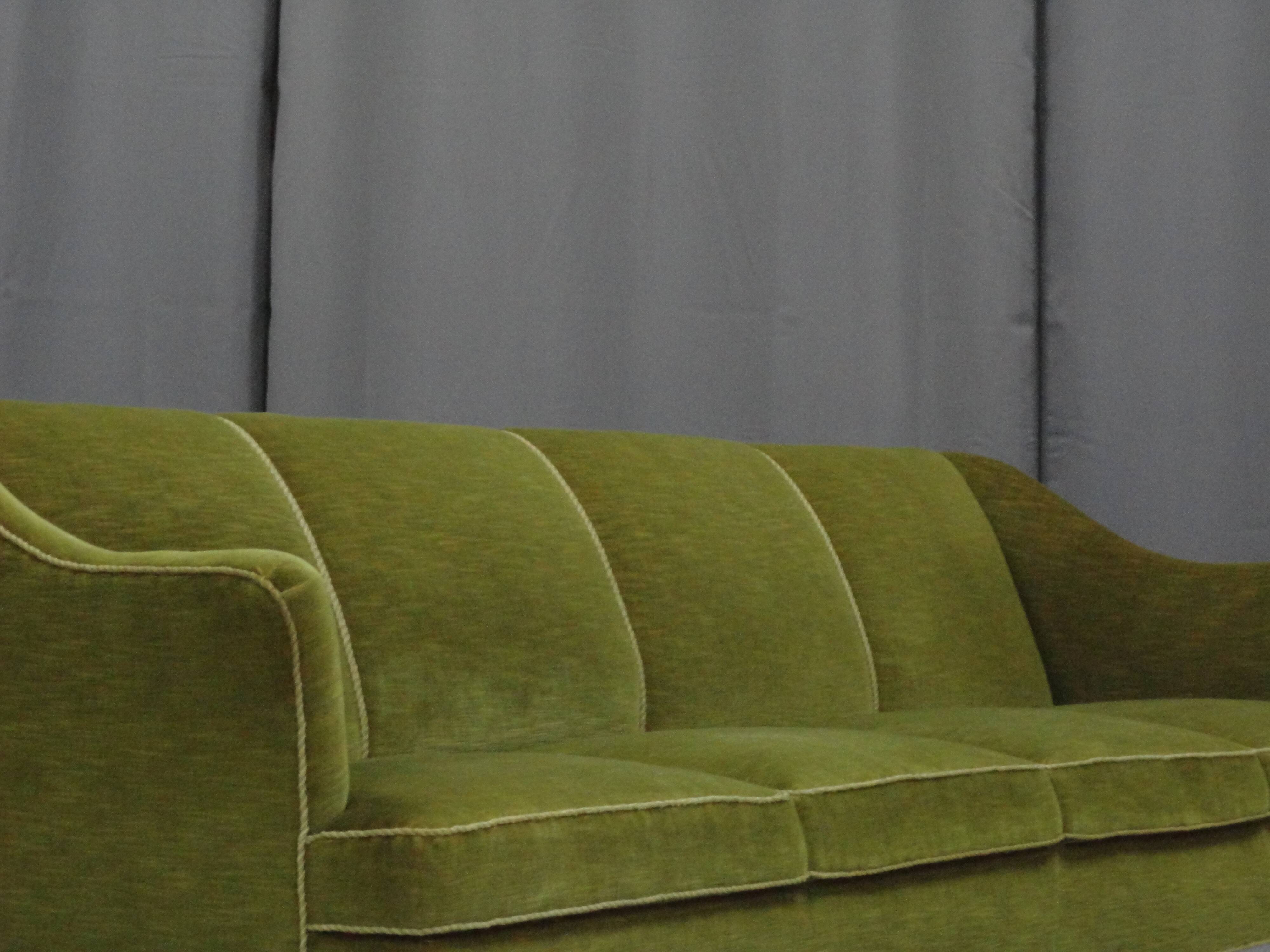 Scandinavian sofa from the 40s