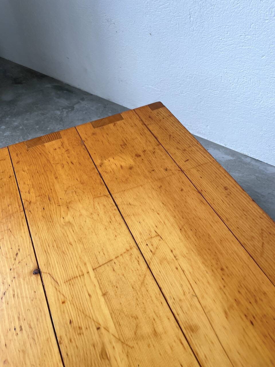 Maison Regain pine coffee table