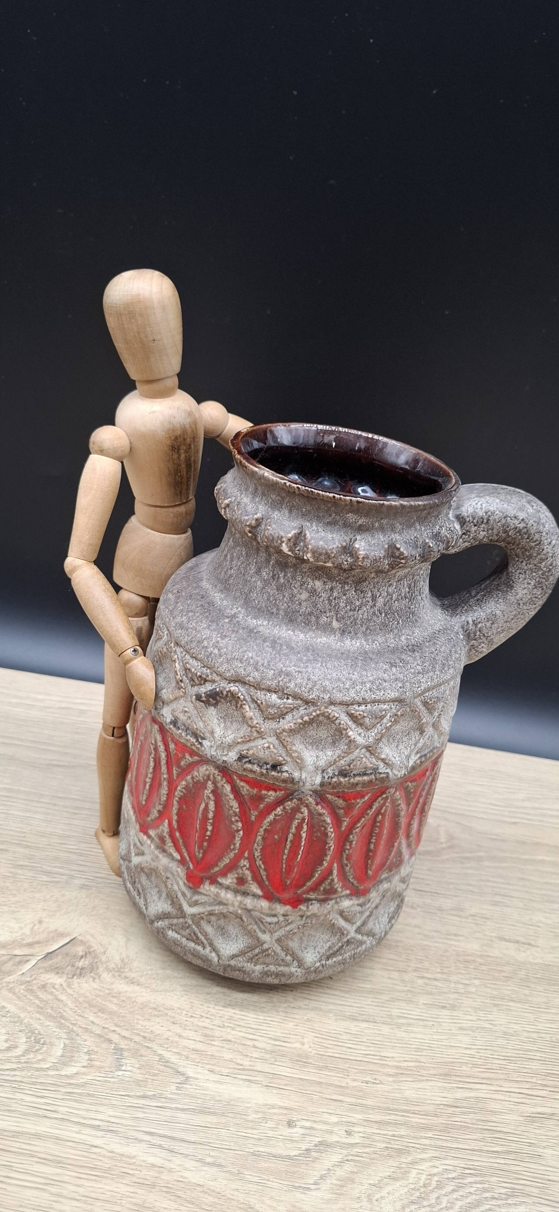 West Germany red vase 9325