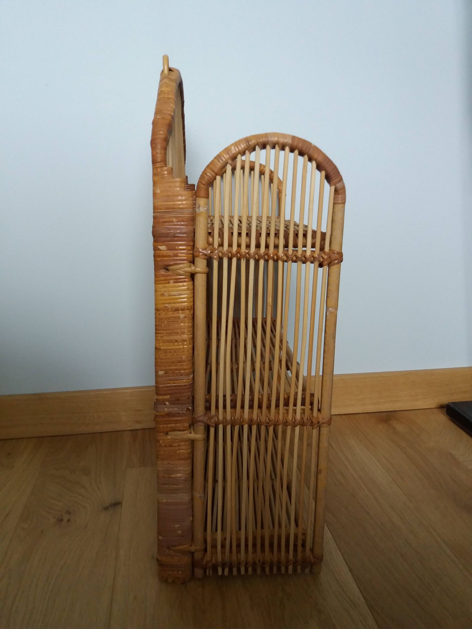 Étagère murale en rotin osier