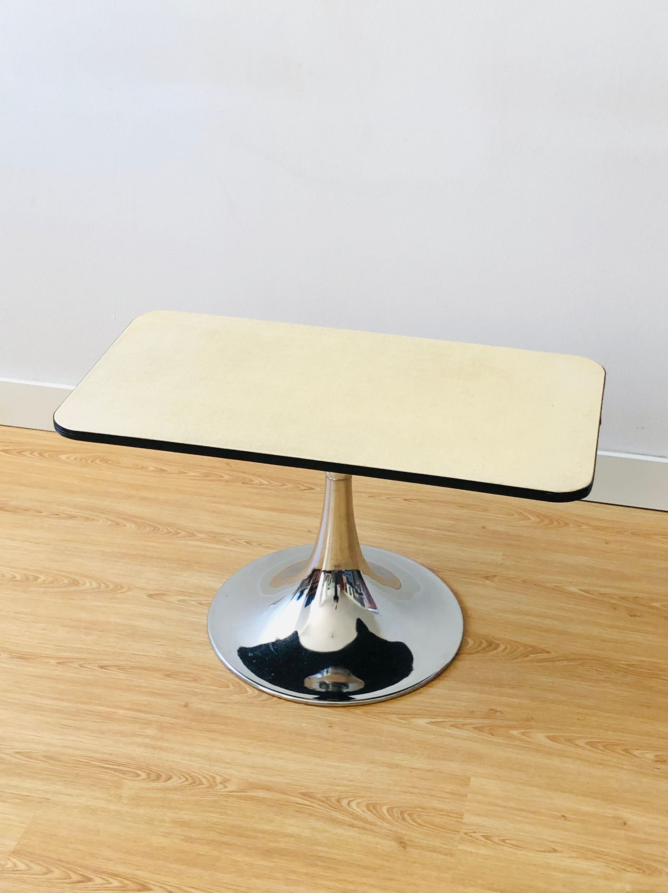 Vintage coffee table chrome tulip foot