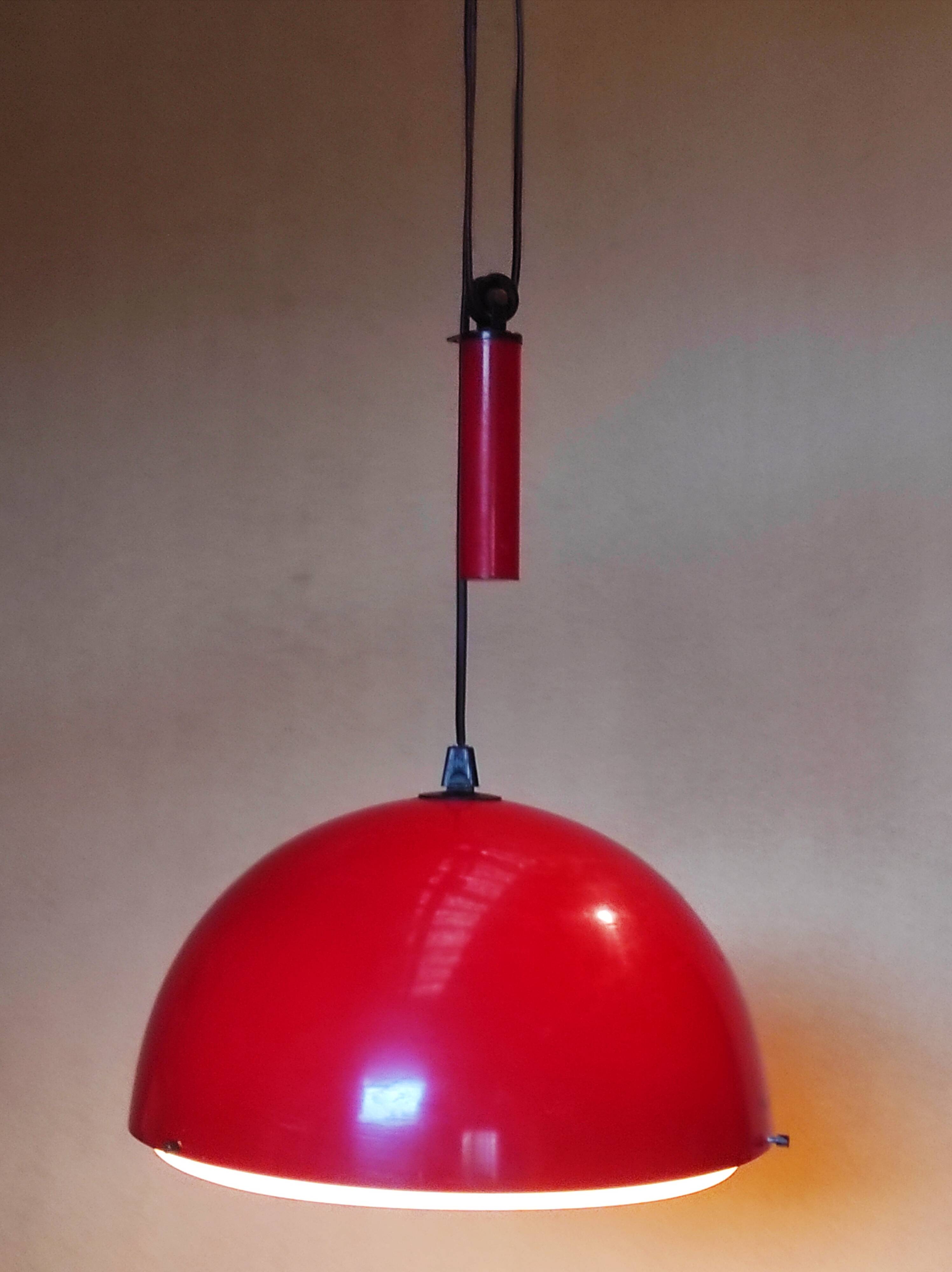 Old Italian vintage suspension rises and falls red 70s