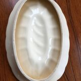 White and gold ceramic plate