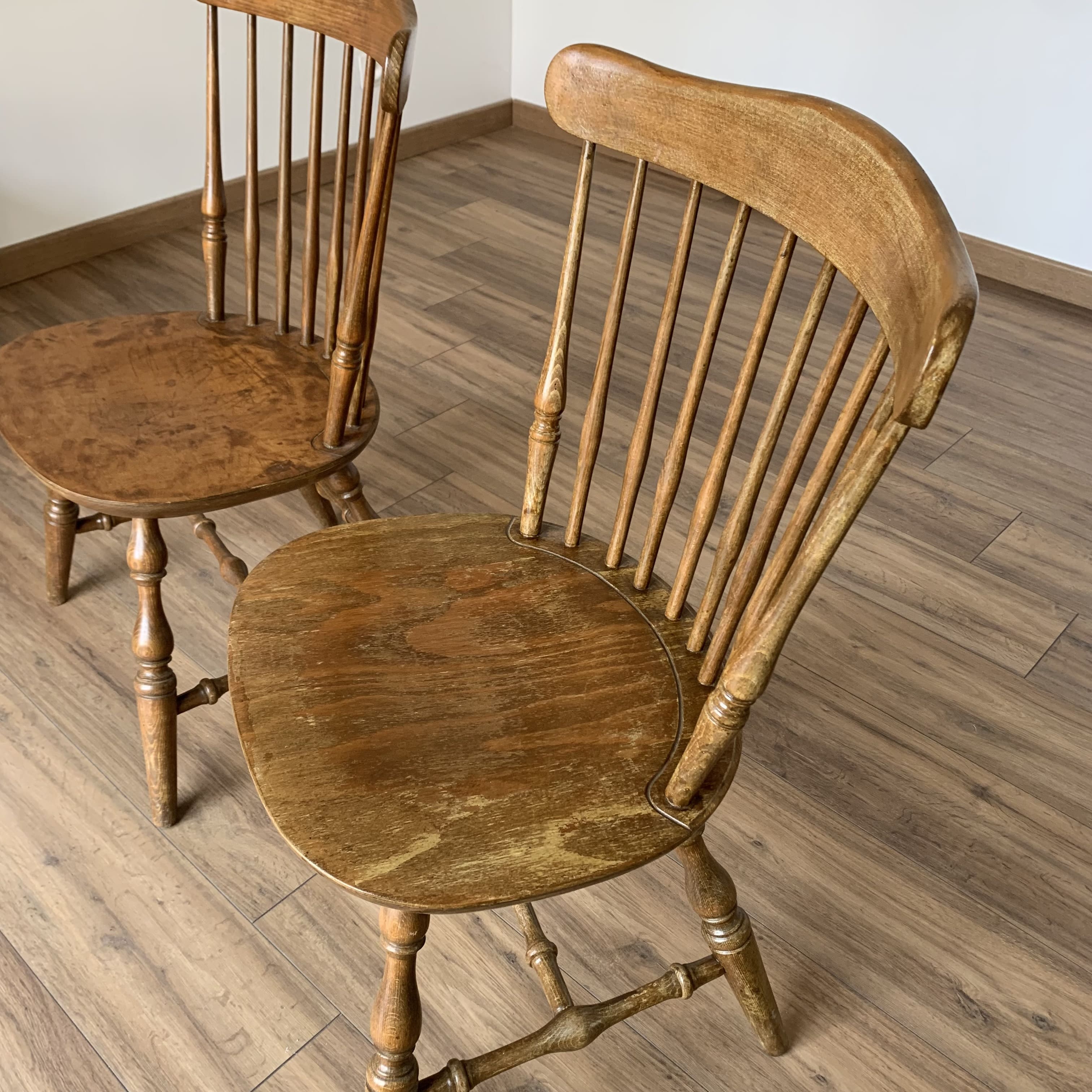 Pair of Windsor chairs