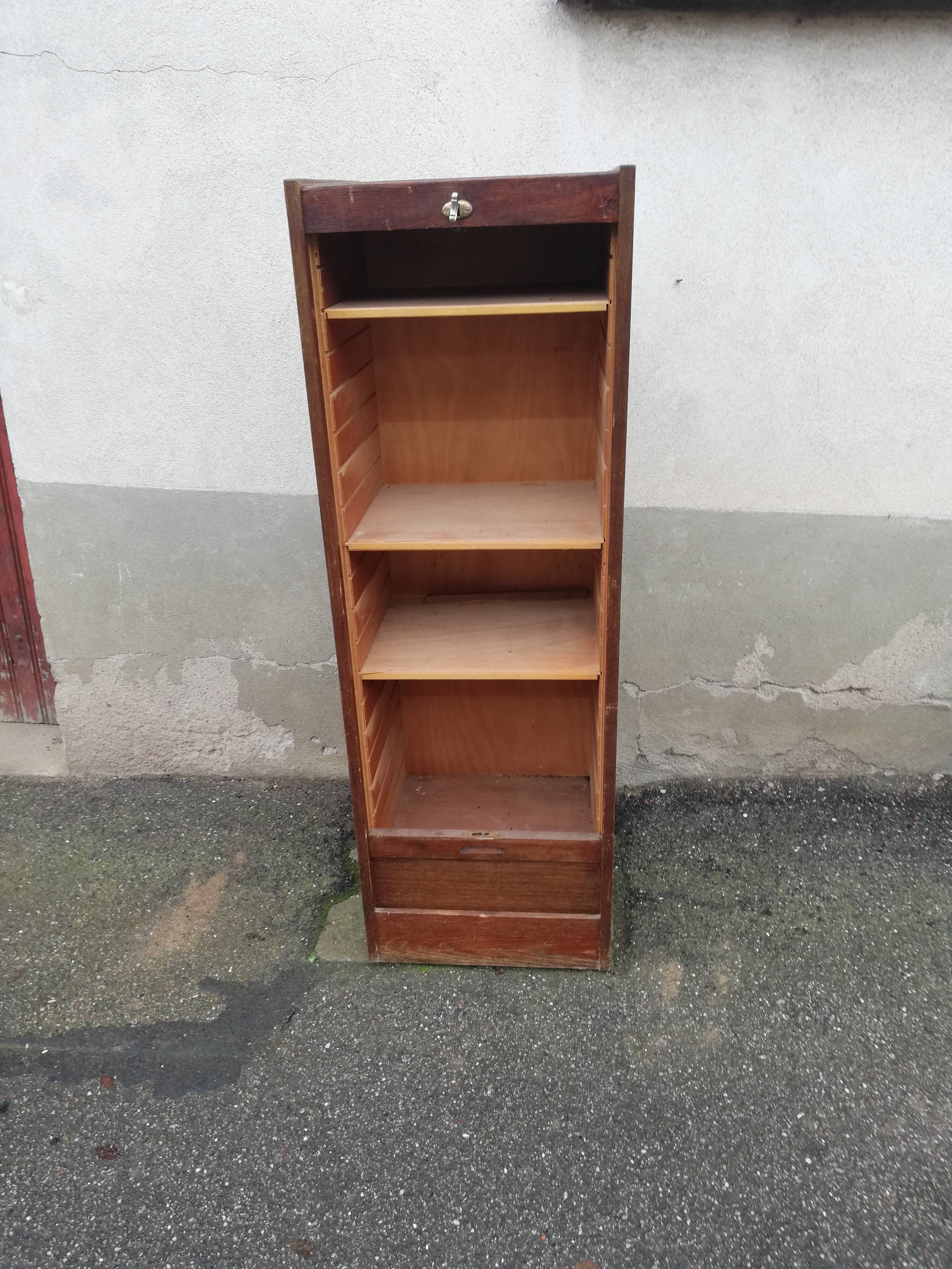 Cabinet binder 1 curtain