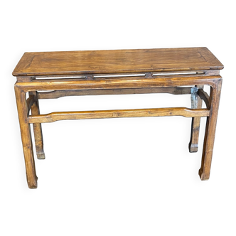 Old Chinese console varnished with stamp