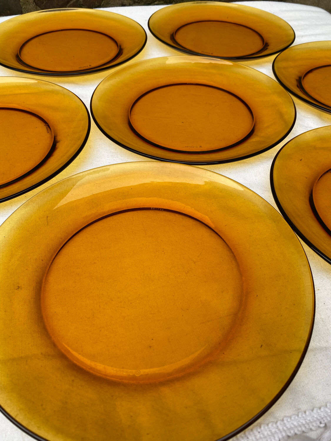 Set of 7 Duralex amber plates