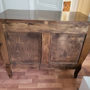Commode galbée style Louis XV / régence en chêne massif