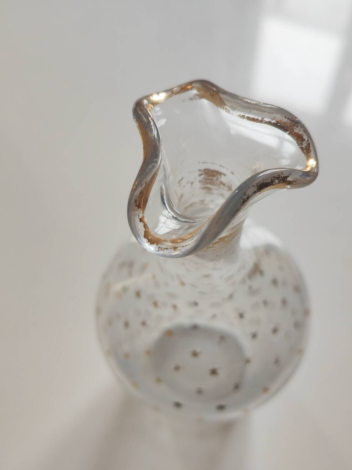 Decanter for liquor cabinet