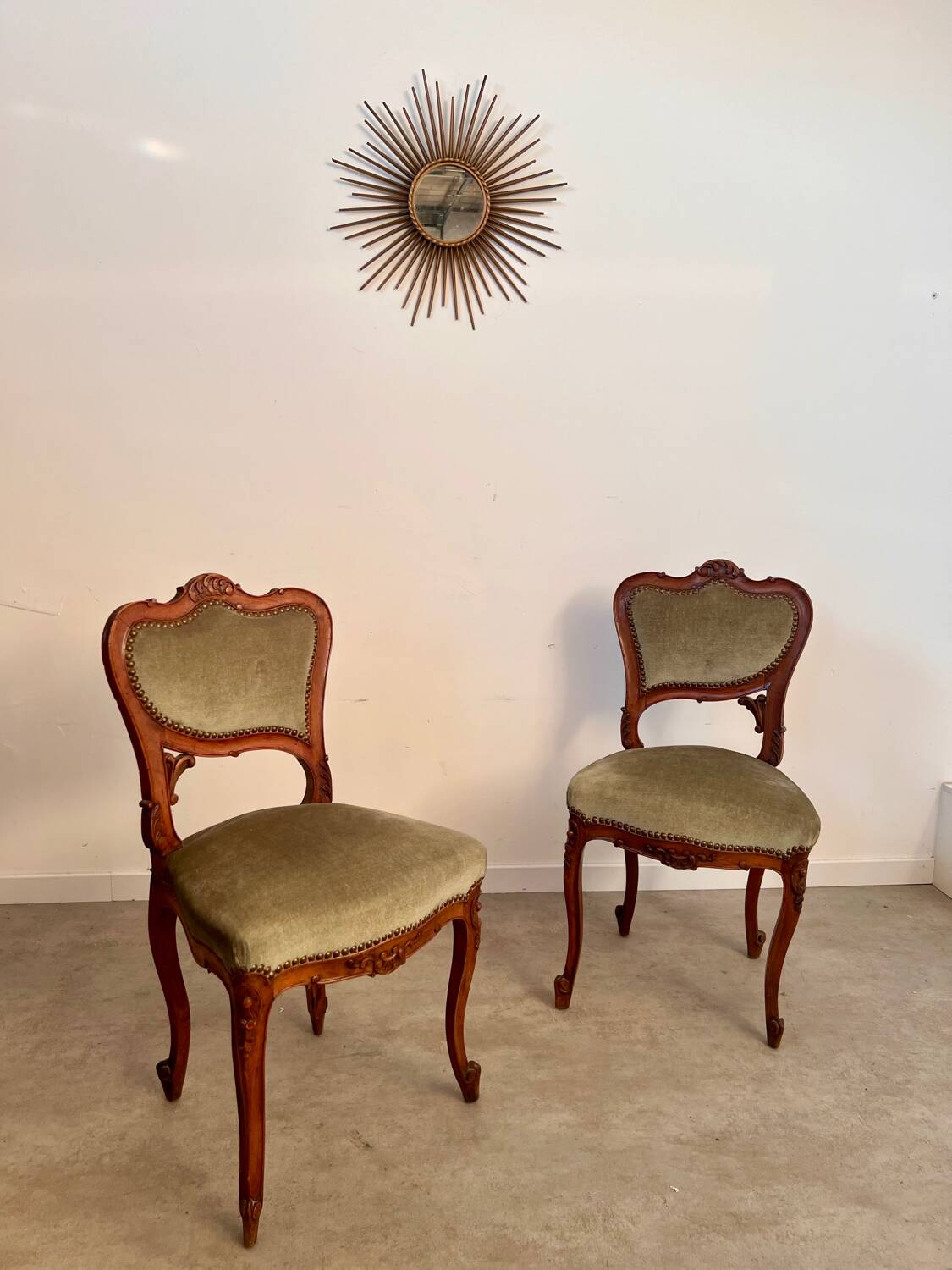 Lot 2 old Louis XV style carved solid walnut chairs late 19th century
