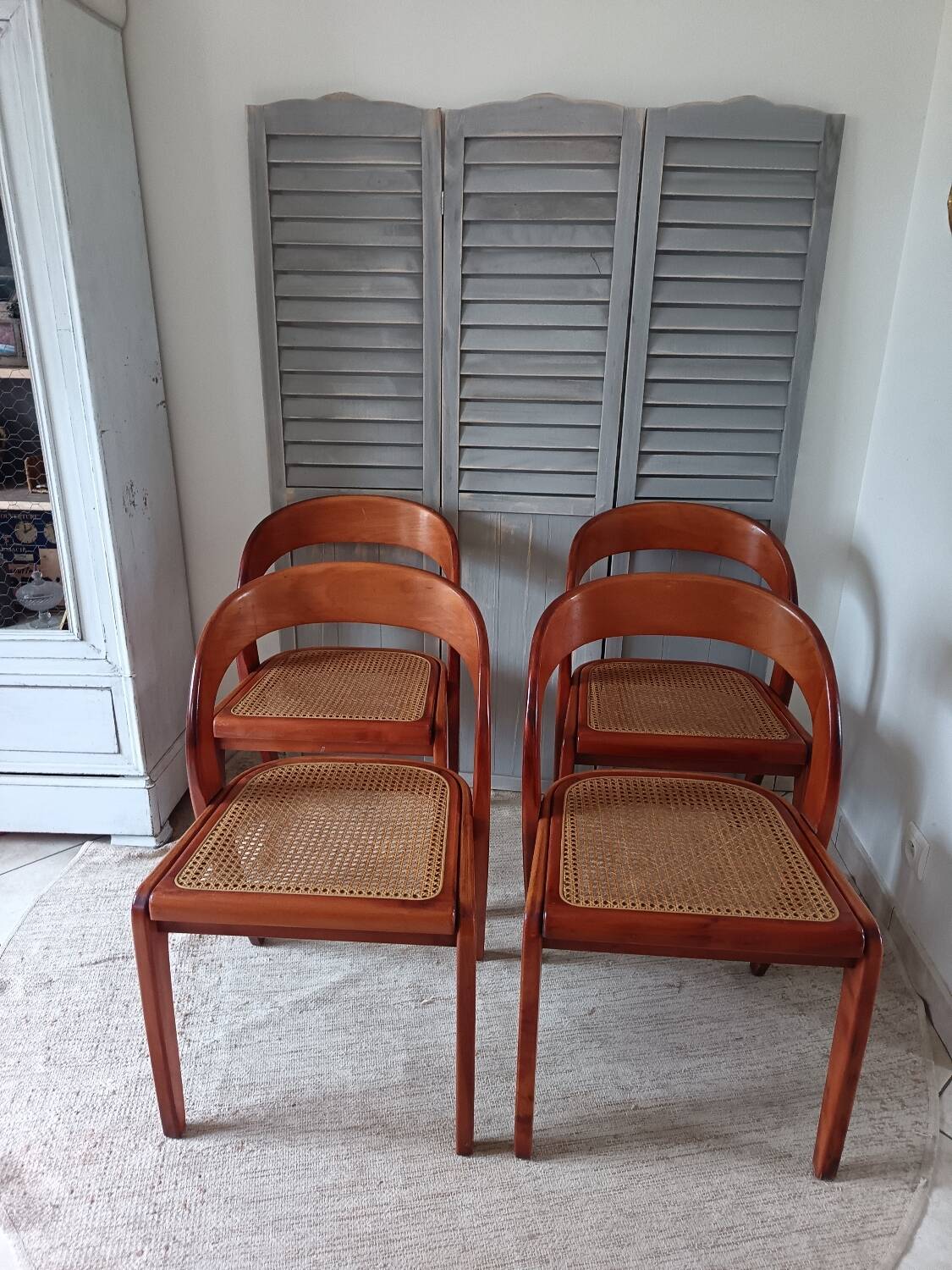 Baumann gondola chairs