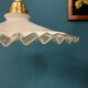 Suspension en opaline blanche en fil doré