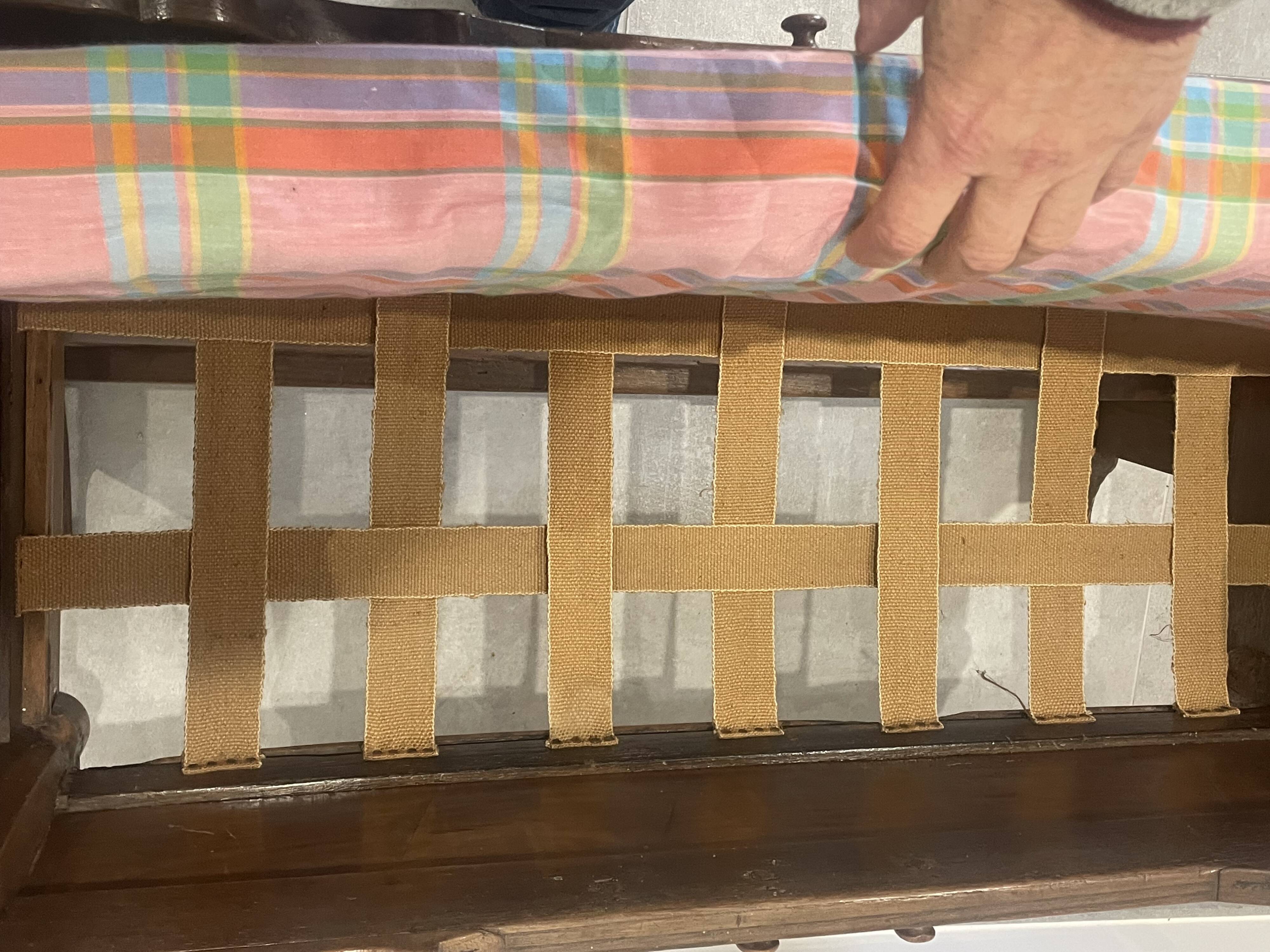 Small rocking bed 19th century